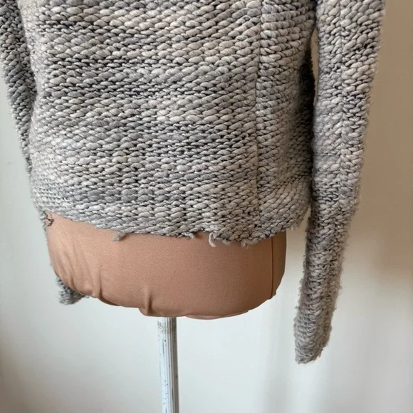 IRO Carene Knotted Boucle Knit Gray Wool Blend Snap Button Jacket Sz FR 40/US 8 - Picture 9 of 12